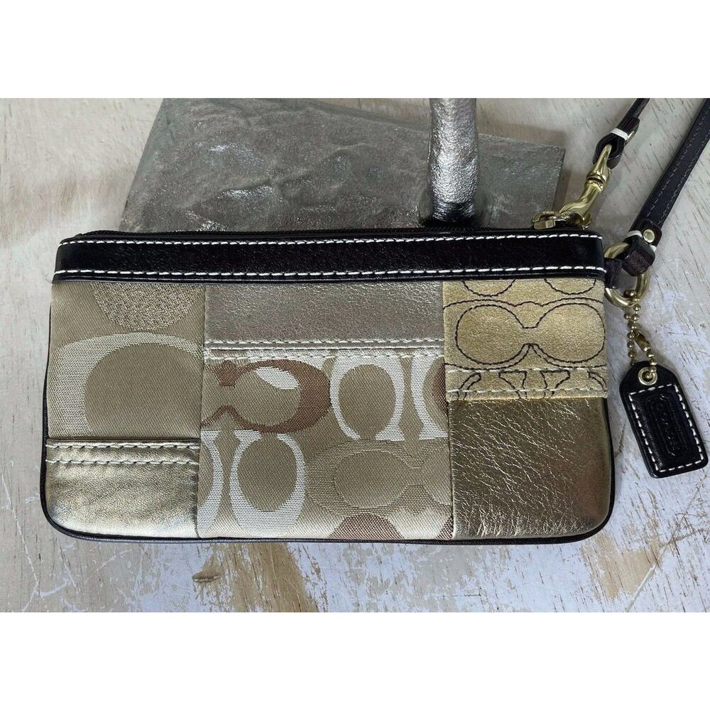 COACH Novelty Patchwork Wristlet Clutch Wallet Pouch Brass Gold Brown No. 40251